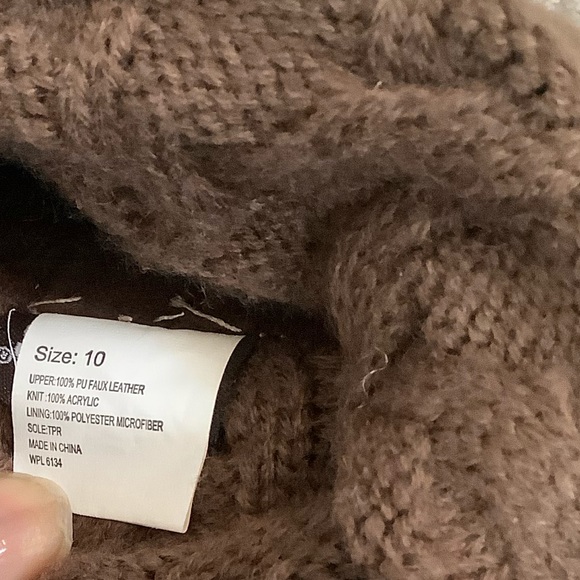 Muk Luks Chris Heeled Sweater Booties with Knitted/Rolled Cuff Tan Brown Size 10 - Picture 11 of 13